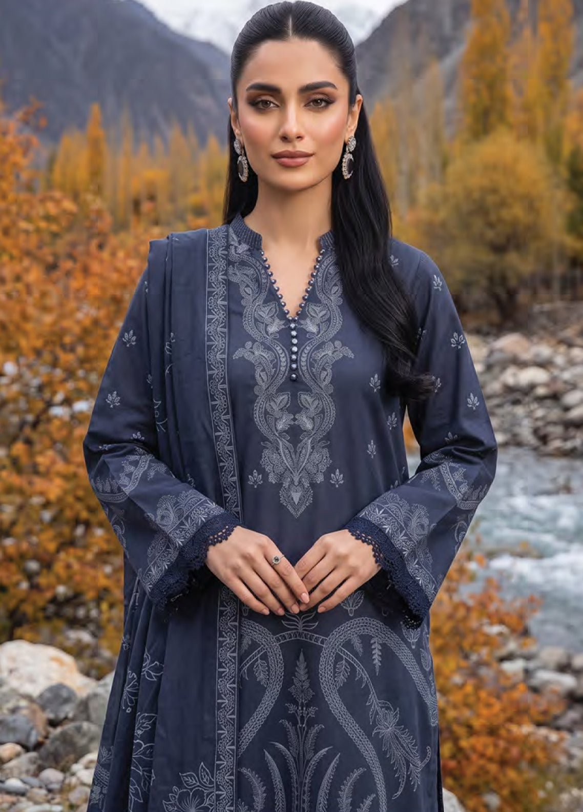 LSM Lakhany Printed Pashmina 3 Piece Unstitched Suit LSM26PPV1 D-LG-RK-0192-C LSM Lakhany Printed Pashmina 3 Piece Unstitched Suit LSM26PPV1 D-LG-RK-0192-C