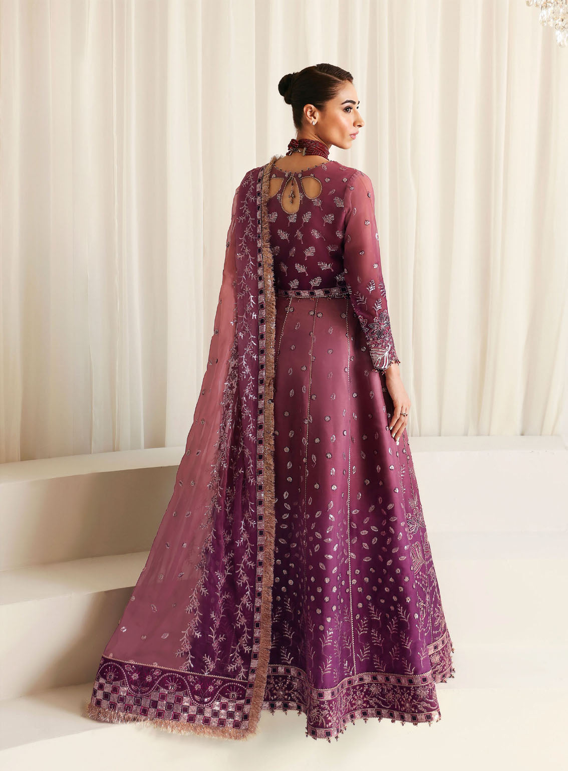 La Ruhe By Alizeh Embroidered Chiffon Suits Unstitched 3 Piece - ALZ24LR 2178 OPAL La Ruhe By Alizeh Embroidered Chiffon Suits Unstitched 3 Piece - ALZ24LR 2178 OPAL
