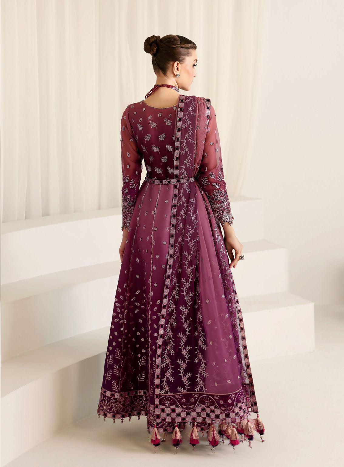 La Ruhe By Alizeh Embroidered Chiffon Suits Unstitched 3 Piece - ALZ24LR 2178 OPAL La Ruhe By Alizeh Embroidered Chiffon Suits Unstitched 3 Piece - ALZ24LR 2178 OPAL