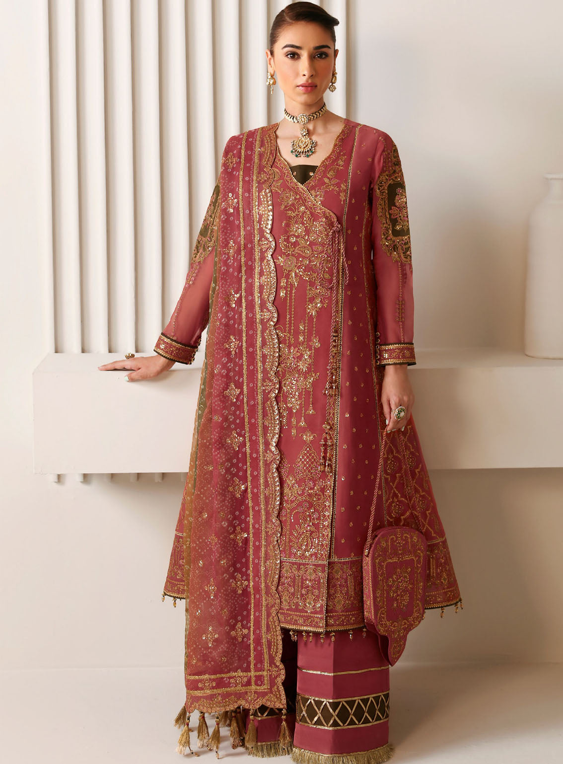 La Ruhe By Alizeh Embroidered Chiffon Suits Unstitched 3 Piece - ALZ24LR 2180 HANA La Ruhe By Alizeh Embroidered Chiffon Suits Unstitched 3 Piece - ALZ24LR 2180 HANA