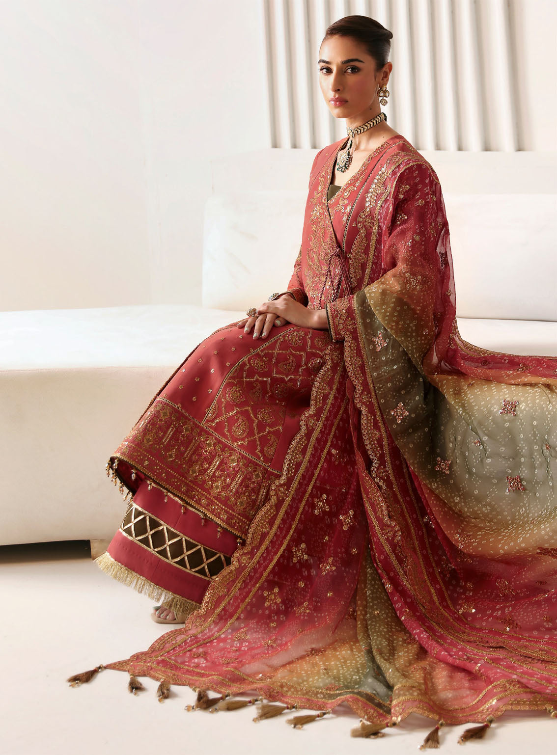 La Ruhe By Alizeh Embroidered Chiffon Suits Unstitched 3 Piece - ALZ24LR 2180 HANA La Ruhe By Alizeh Embroidered Chiffon Suits Unstitched 3 Piece - ALZ24LR 2180 HANA