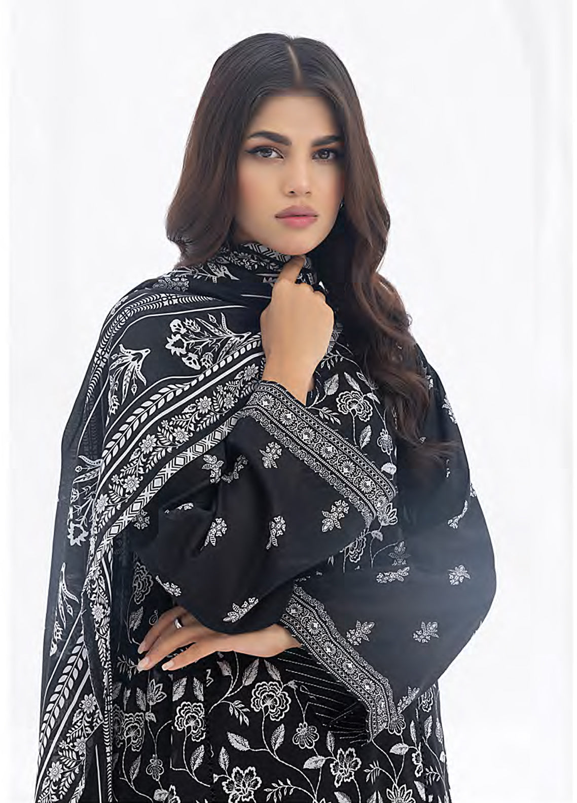 Lakhany Monochrome Printed Lawn Suits Unstitched 3 Piece Suit - LSM24MP LG-AR-0011 Lakhany Monochrome Printed Lawn Suits Unstitched 3 Piece Suit - LSM24MP LG-AR-0011