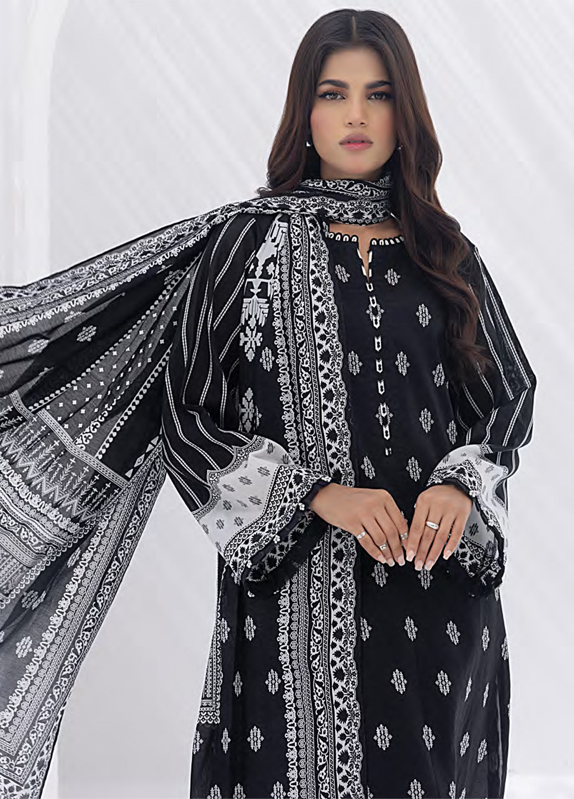 Lakhany Monochrome Printed Lawn Suits Unstitched 3 Piece Suit - LSM24MP LG-SK-0233 Lakhany Monochrome Printed Lawn Suits Unstitched 3 Piece Suit - LSM24MP LG-SK-0233