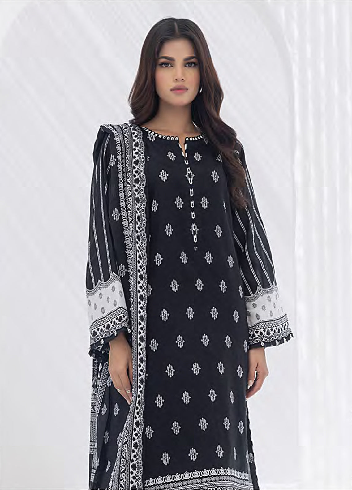 Lakhany Monochrome Printed Lawn Suits Unstitched 3 Piece Suit - LSM24MP LG-SK-0233 Lakhany Monochrome Printed Lawn Suits Unstitched 3 Piece Suit - LSM24MP LG-SK-0233