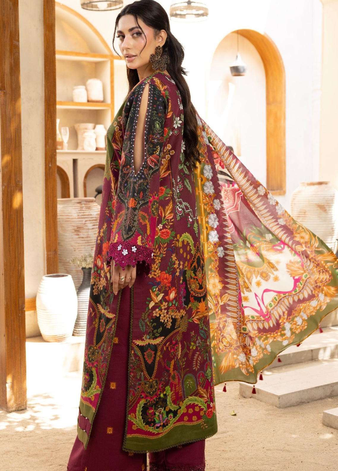 Lara De Flora By Gulmina Embroidered Lawn 3 Piece Unstitched Suit GM26LDF D-01 LUNARA Lara De Flora By Gulmina Embroidered Lawn 3 Piece Unstitched Suit GM26LDF D-01 LUNARA