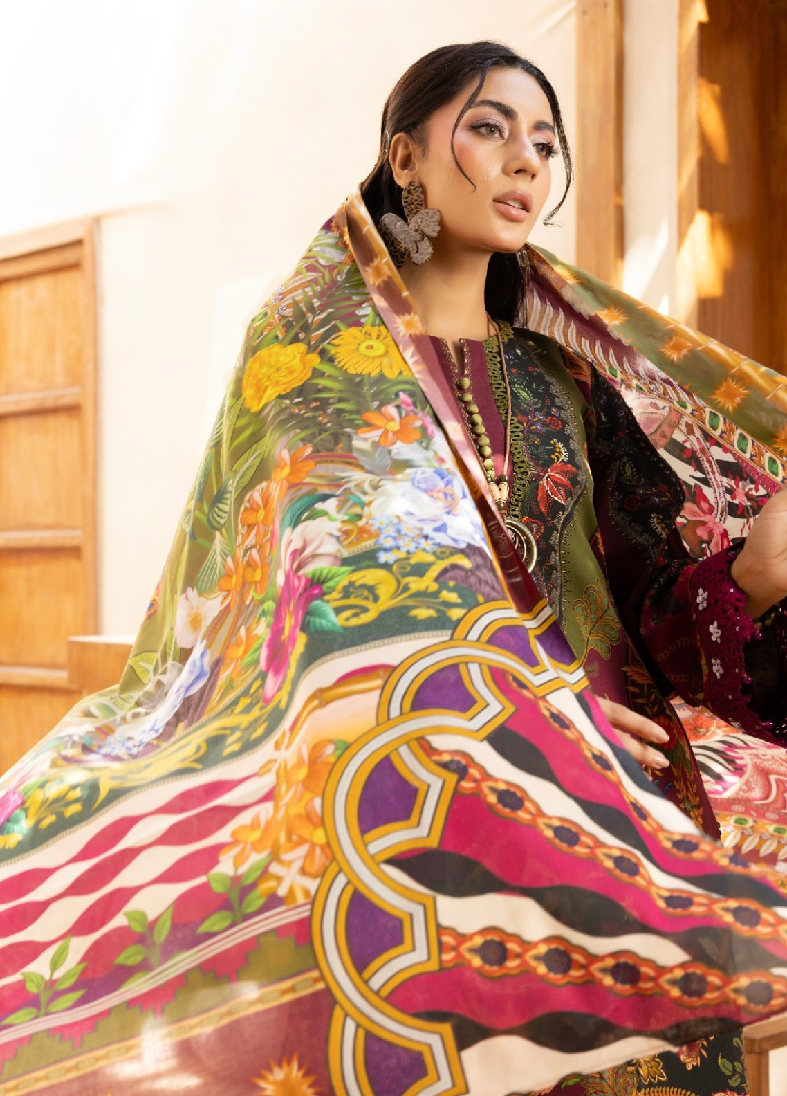 Lara De Flora By Gulmina Embroidered Lawn 3 Piece Unstitched Suit GM26LDF D-01 LUNARA Lara De Flora By Gulmina Embroidered Lawn 3 Piece Unstitched Suit GM26LDF D-01 LUNARA
