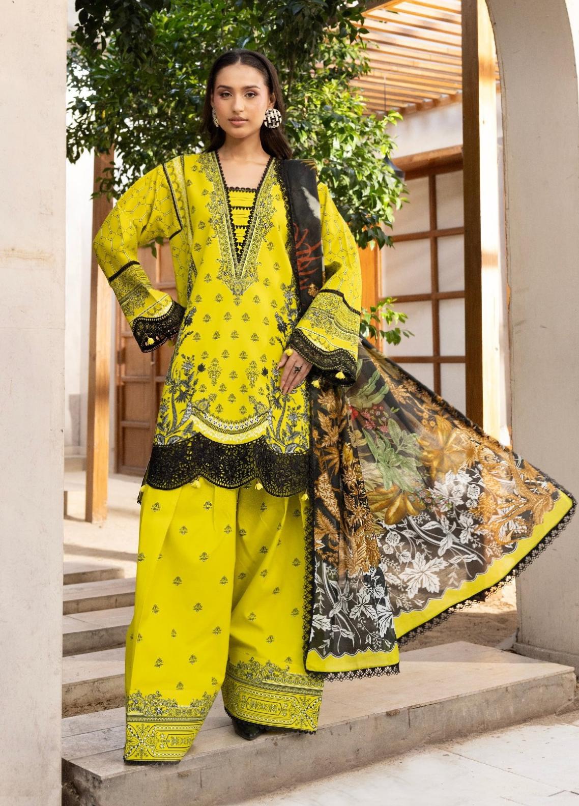 Lara De Flora By Gulmina Embroidered Lawn 3 Piece Unstitched Suit GM26LDF D-03 DAHLIA Lara De Flora By Gulmina Embroidered Lawn 3 Piece Unstitched Suit GM26LDF D-03 DAHLIA