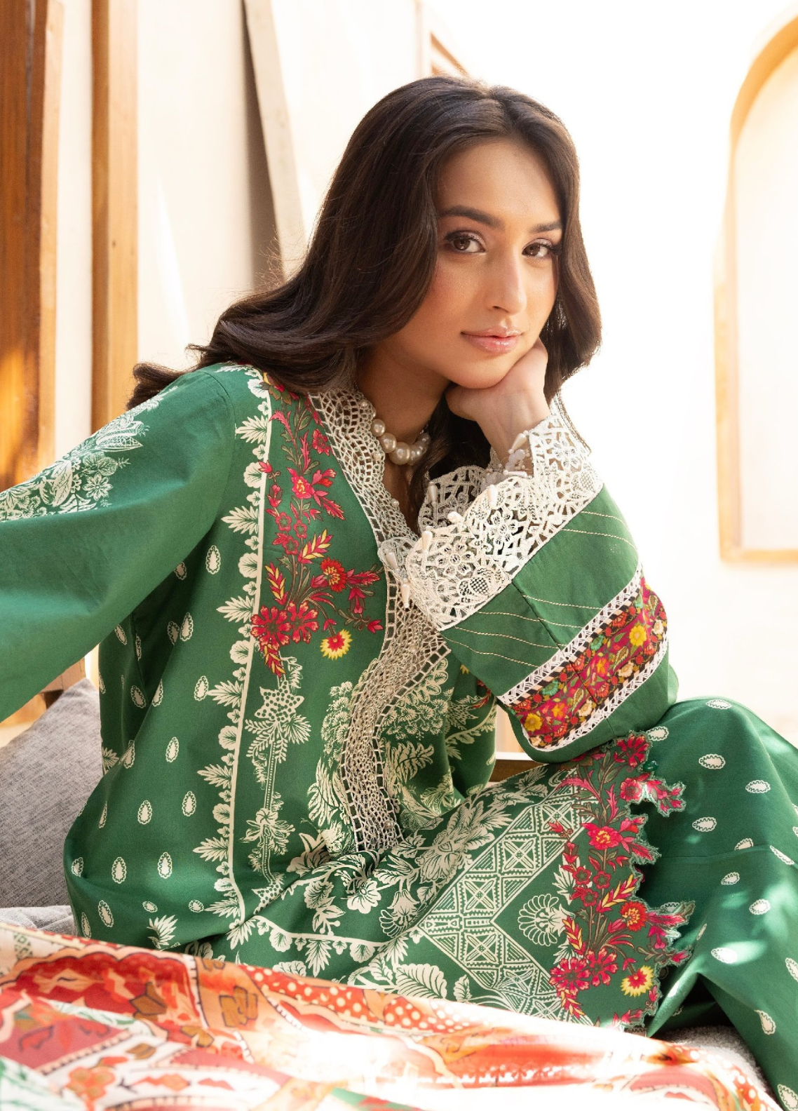 Lara De Flora By Gulmina Embroidered Lawn 3 Piece Unstitched Suit GM26LDF D-04 EMERLAD Lara De Flora By Gulmina Embroidered Lawn 3 Piece Unstitched Suit GM26LDF D-04 EMERLAD