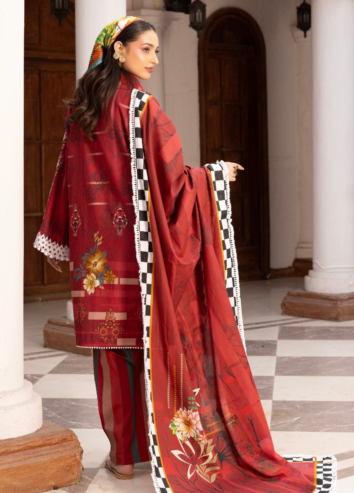 Lara De Flora By Gulmina Embroidered Lawn 3 Piece Unstitched Suit GM26LDF D-06 RUBELLA Lara De Flora By Gulmina Embroidered Lawn 3 Piece Unstitched Suit GM26LDF D-06 RUBELLA