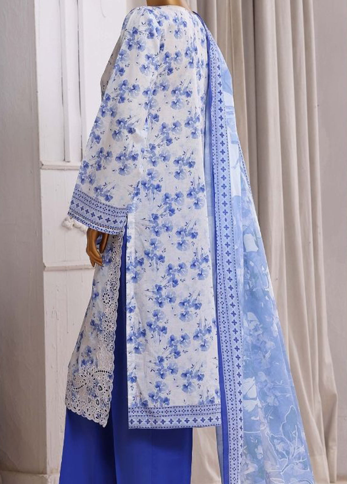 Laserkari Prints By HZ Textiles Embroidered Lawn 3 Piece Stitched Suit HZ26LPLE D-CPE-009 Laserkari Prints By HZ Textiles Embroidered Lawn 3 Piece Stitched Suit HZ26LPLE D-CPE-009