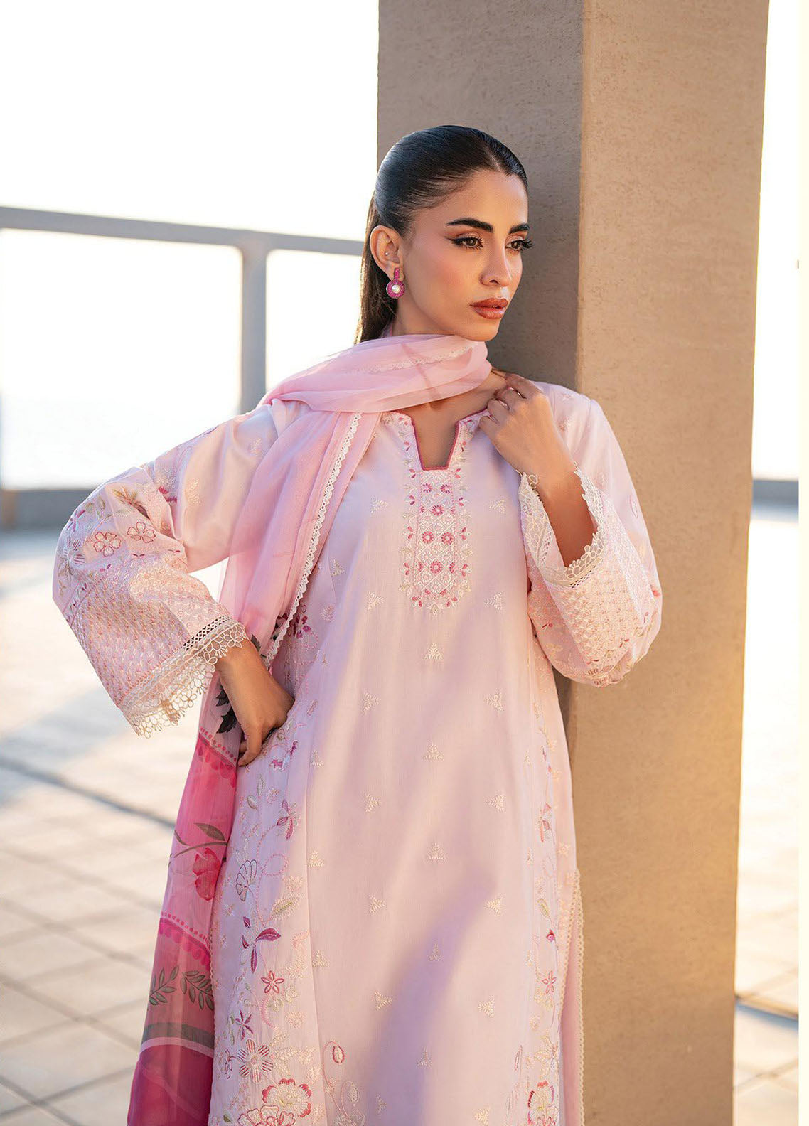 Layana Xenia Luxury Embroidered Lawn 3 Piece Unstitched Suit XE26LS D-03 GITI Layana Xenia Luxury Embroidered Lawn 3 Piece Unstitched Suit XE26LS D-03 GITI