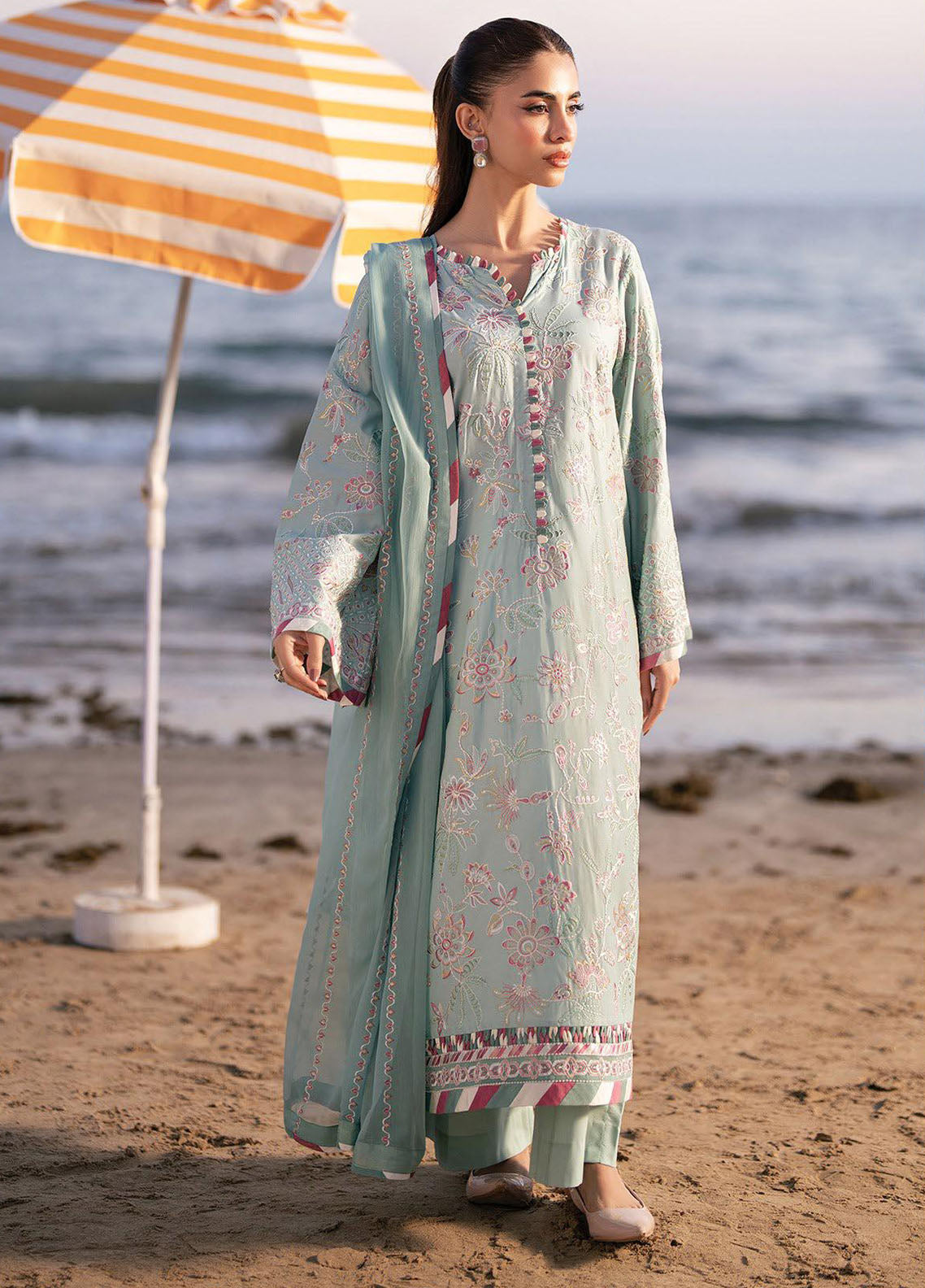 Layana Xenia Luxury Embroidered Lawn 3 Piece Unstitched Suit XE26LS D-08 DAHR Layana Xenia Luxury Embroidered Lawn 3 Piece Unstitched Suit XE26LS D-08 DAHR