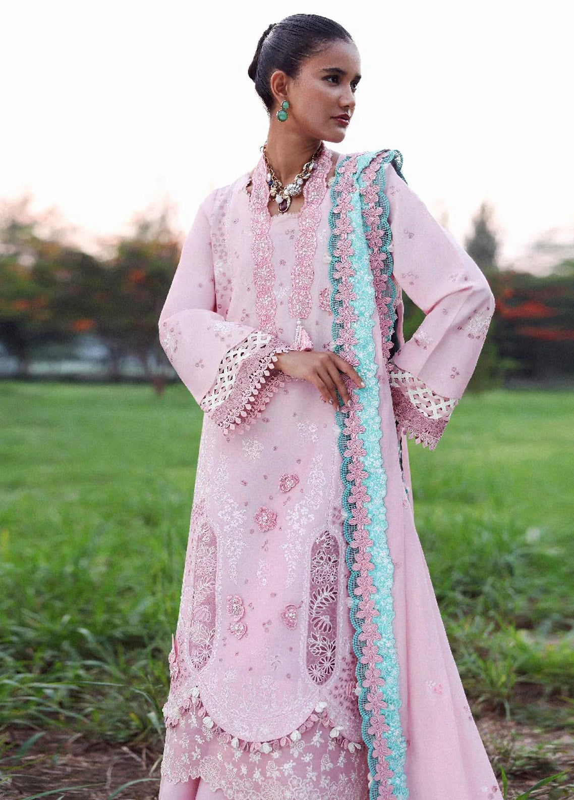 Lilas By Republic Womenswear Luxury Embroidered Lawn 3 Piece Unstitched Suit RW26LSL D-1B ZAYRA Lilas By Republic Womenswear Luxury Embroidered Lawn 3 Piece Unstitched Suit RW26LSL D-1B ZAYRA