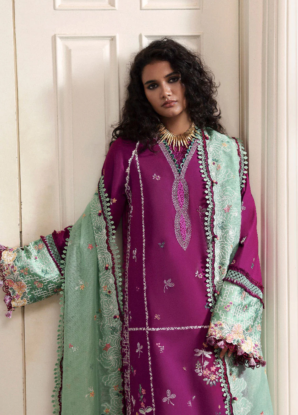 Lilas By Republic Womenswear Luxury Embroidered Lawn 3 Piece Unstitched Suit RW26LSL D-3A KAIA Lilas By Republic Womenswear Luxury Embroidered Lawn 3 Piece Unstitched Suit RW26LSL D-3A KAIA