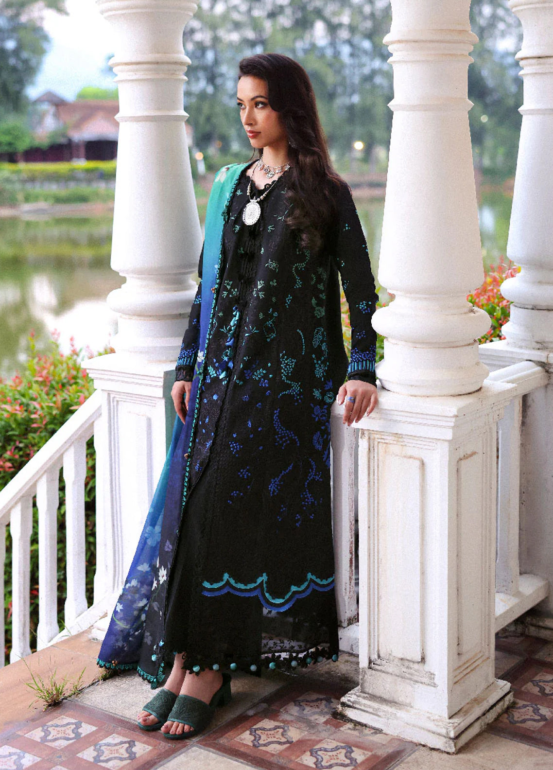 Lilas By Republic Womenswear Luxury Embroidered Lawn 3 Piece Unstitched Suit RW26LSL D-7B ARISA Lilas By Republic Womenswear Luxury Embroidered Lawn 3 Piece Unstitched Suit RW26LSL D-7B ARISA