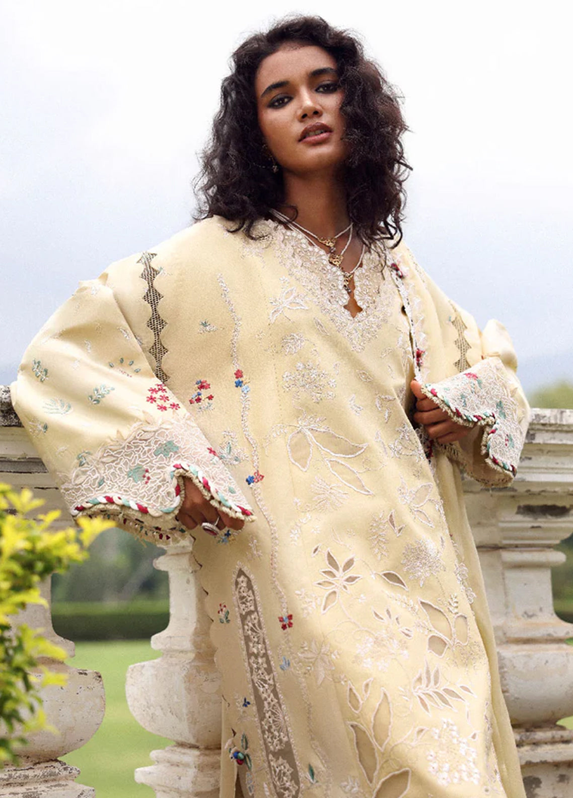 Lilas By Republic Womenswear Luxury Embroidered Lawn 3 Piece Unstitched Suit RW26LSL D-8B ELARIS Lilas By Republic Womenswear Luxury Embroidered Lawn 3 Piece Unstitched Suit RW26LSL D-8B ELARIS