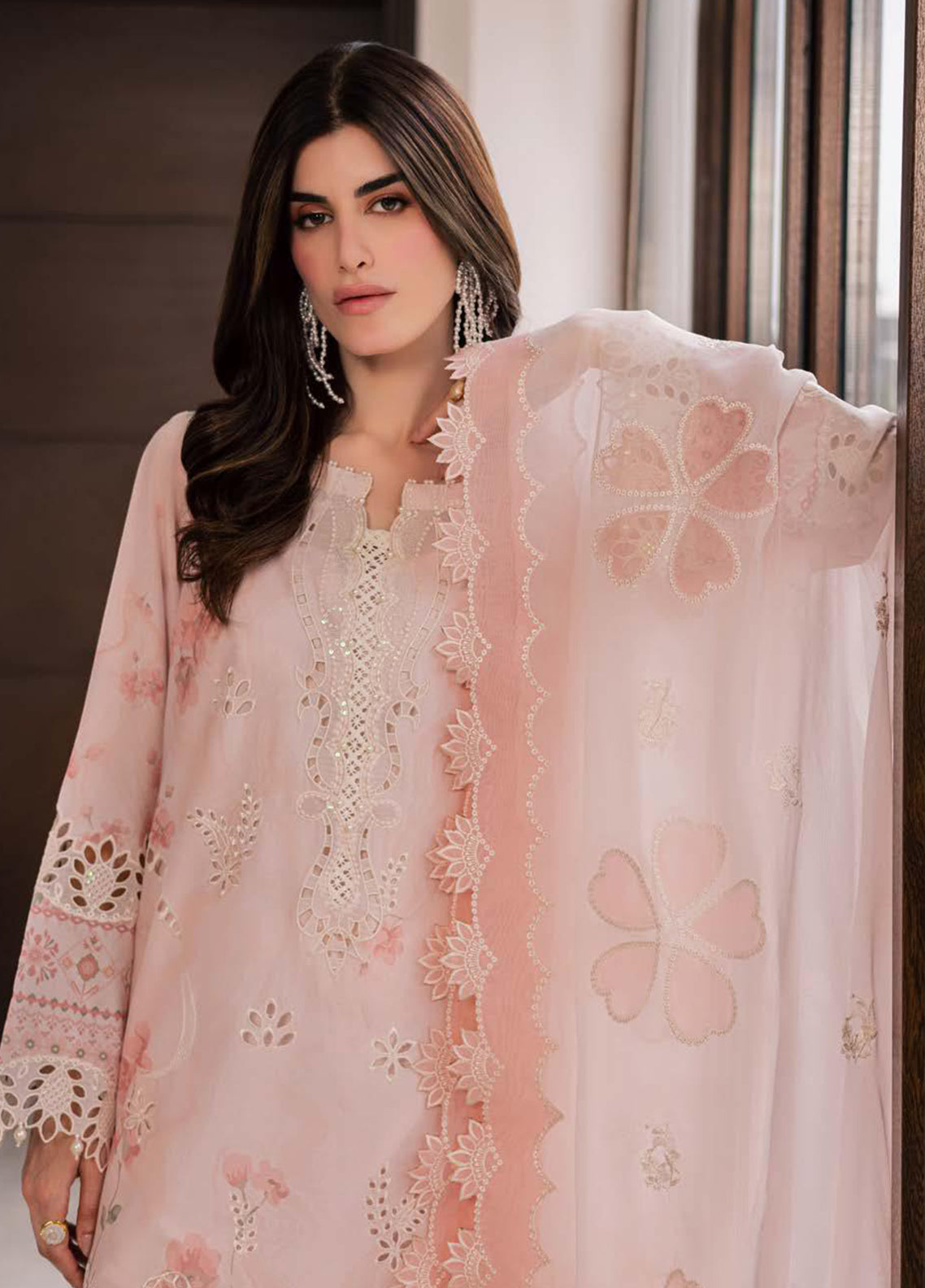 Lily May By Nureh Embroidered Lawn 3 Piece Unstitched Suit NU26LMEP D-NE-261 Lily May By Nureh Embroidered Lawn 3 Piece Unstitched Suit NU26LMEP D-NE-261