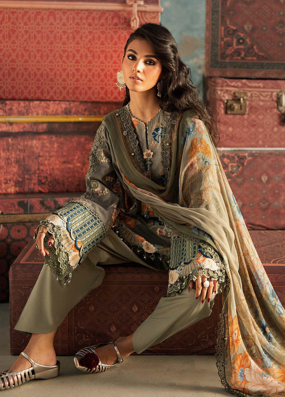 M.Prints Sounds By Maria B Embroidered Cambric 3 Piece Unstitched Suit MB26MPS D-MPT-3103-A M.Prints Sounds By Maria B Embroidered Cambric 3 Piece Unstitched Suit MB26MPS D-MPT-3103-A