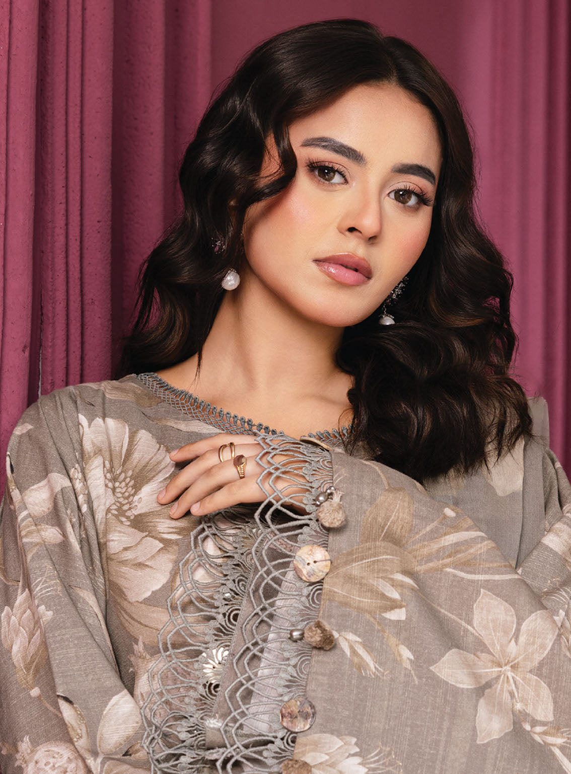 M Basic By Maria B Printed Slub Khaddar Suits Unstitched 3 Piece - MB25WU MB-CUS25-1101A M Basic By Maria B Printed Slub Khaddar Suits Unstitched 3 Piece - MB25WU MB-CUS25-1101A