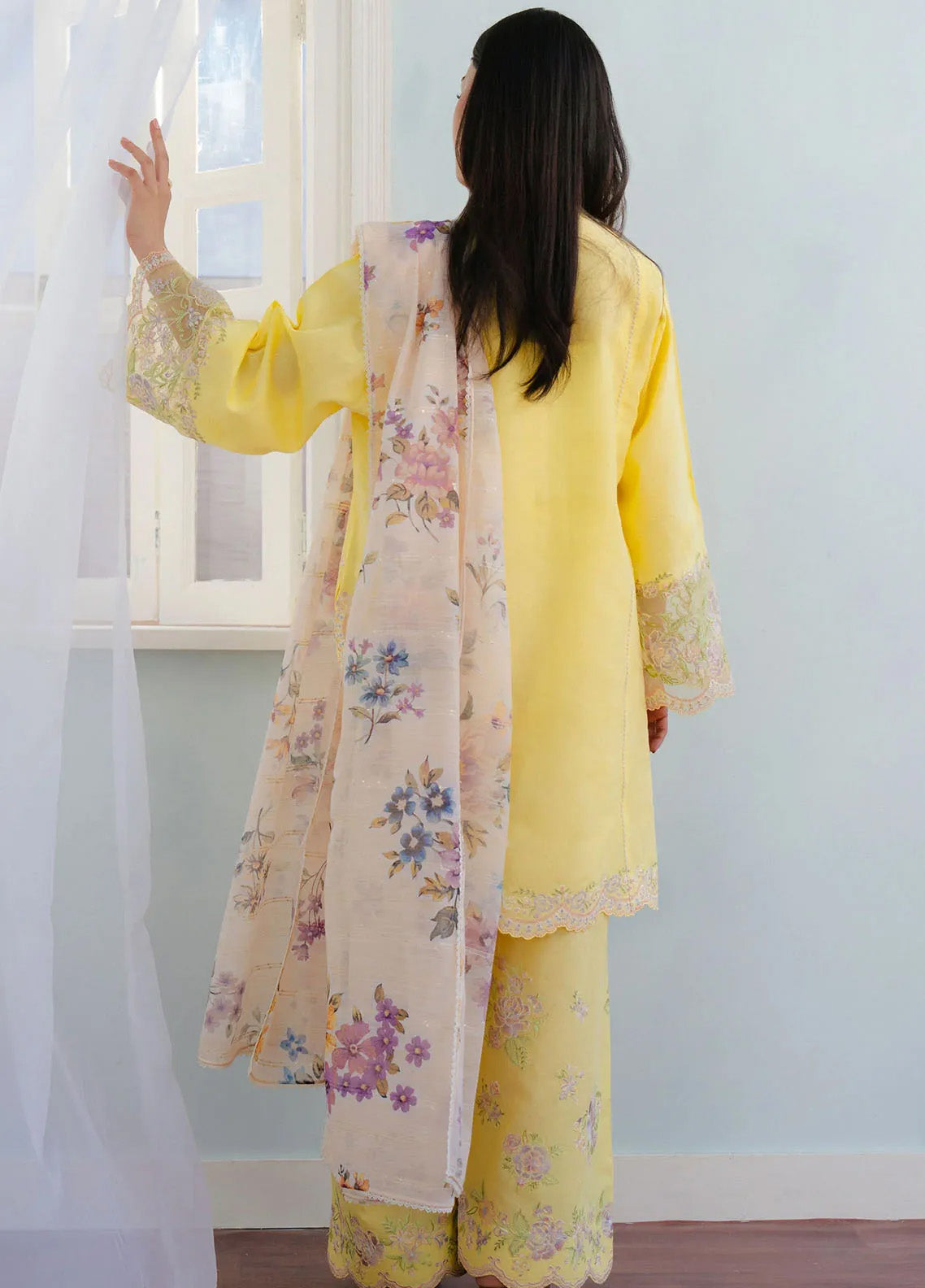 Coco By Zara Shahjahan Embroidered Jacquard Suits Unstitched 3 Piece - CZS25L 8A MEADOW Coco By Zara Shahjahan Embroidered Jacquard Suits Unstitched 3 Piece - CZS25L 8A MEADOW