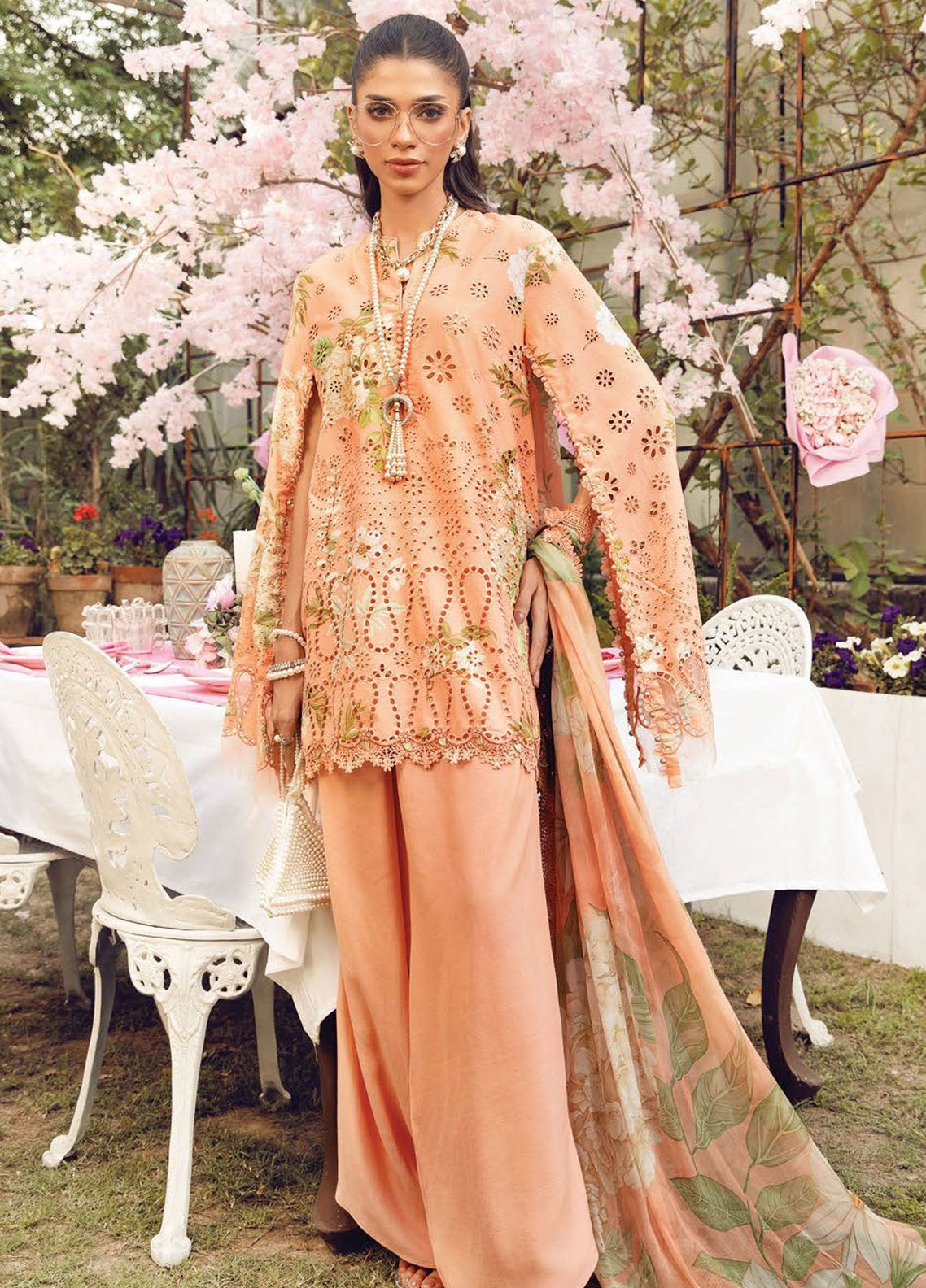 M Prints by Maria B Embroidered Lawn Suits Unstitched 3 Piece - MB25MP MPT-2602A M Prints by Maria B Embroidered Lawn Suits Unstitched 3 Piece - MB25MP MPT-2602A