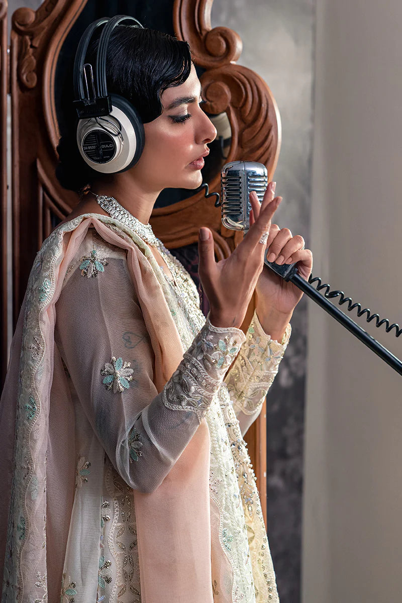 D#05 Mushq Qala Kamdaani Festive Collection 723 D#05 Mushq Qala Kamdaani Festive Collection 723