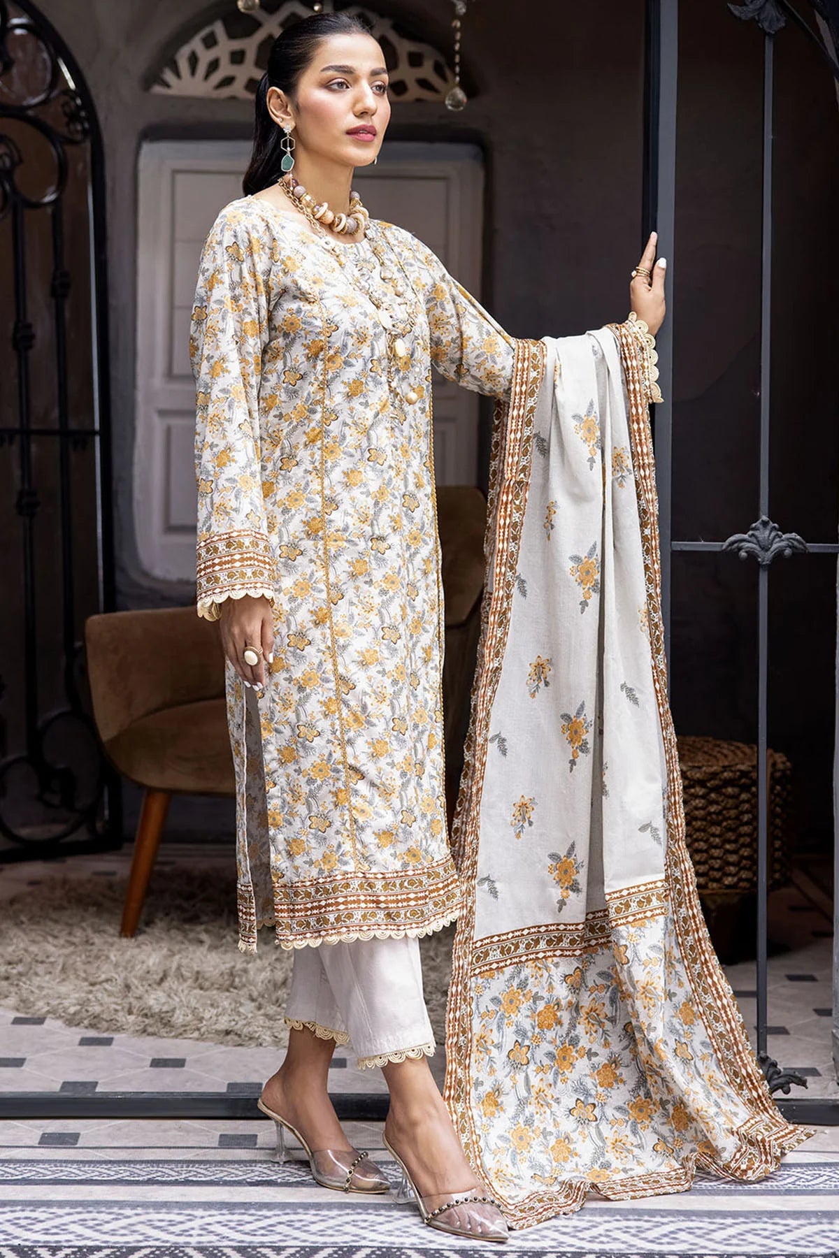 D#3724 Motifz Rang Digital Printed Lawn Collection 523 D#3724 Motifz Rang Digital Printed Lawn Collection 523