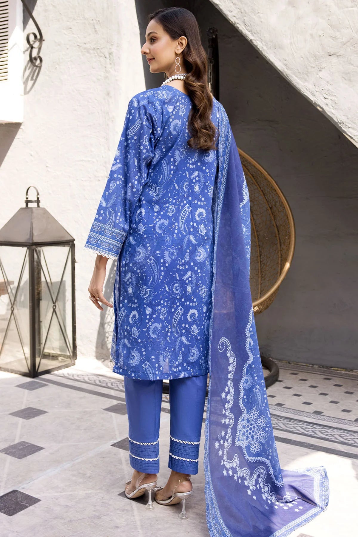D#3725 Motifz Rang Digital Printed Lawn Collection 523 D#3725 Motifz Rang Digital Printed Lawn Collection 523