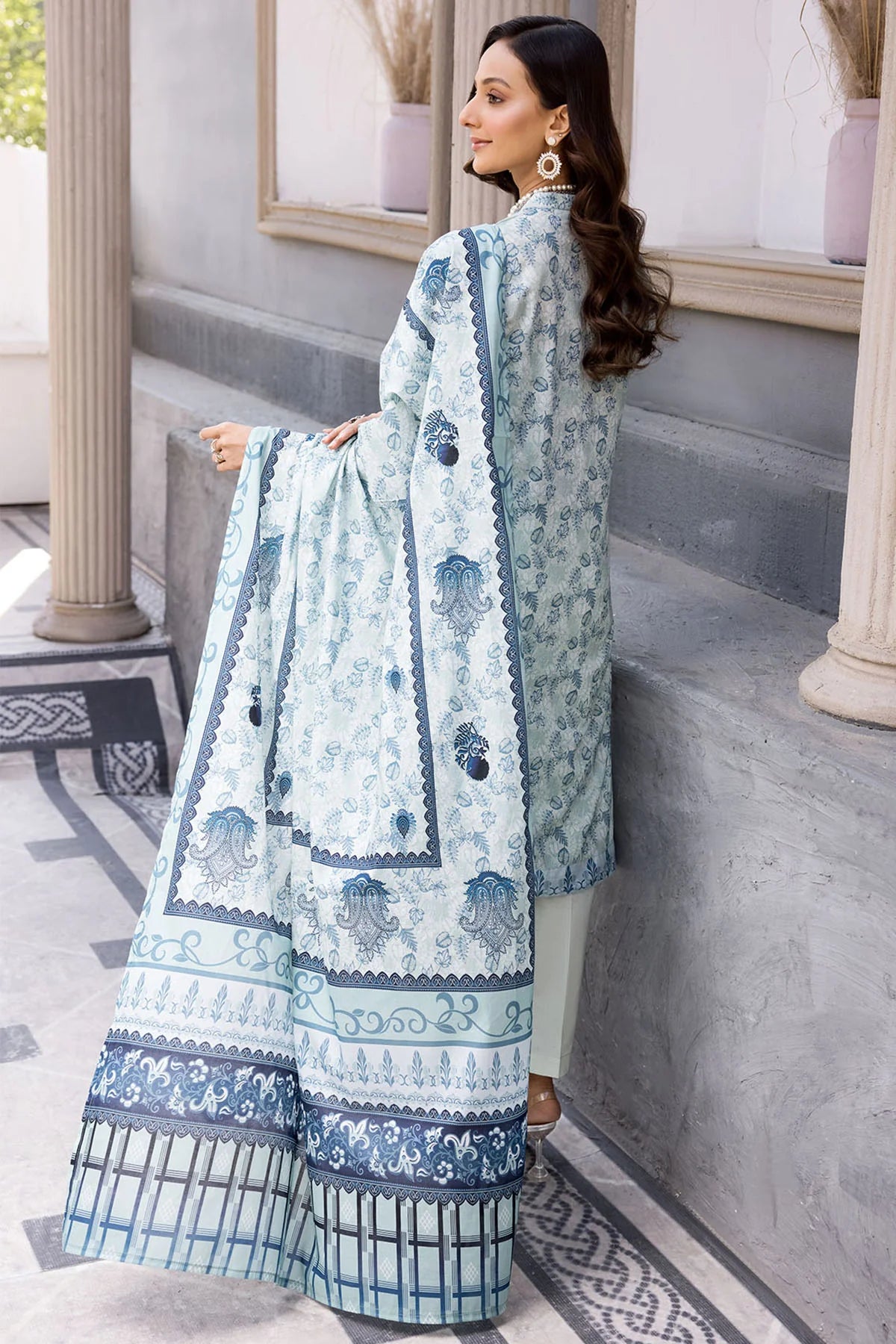 D#3730 Motifz Rang Digital Printed Lawn Collection 523 D#3730 Motifz Rang Digital Printed Lawn Collection 523