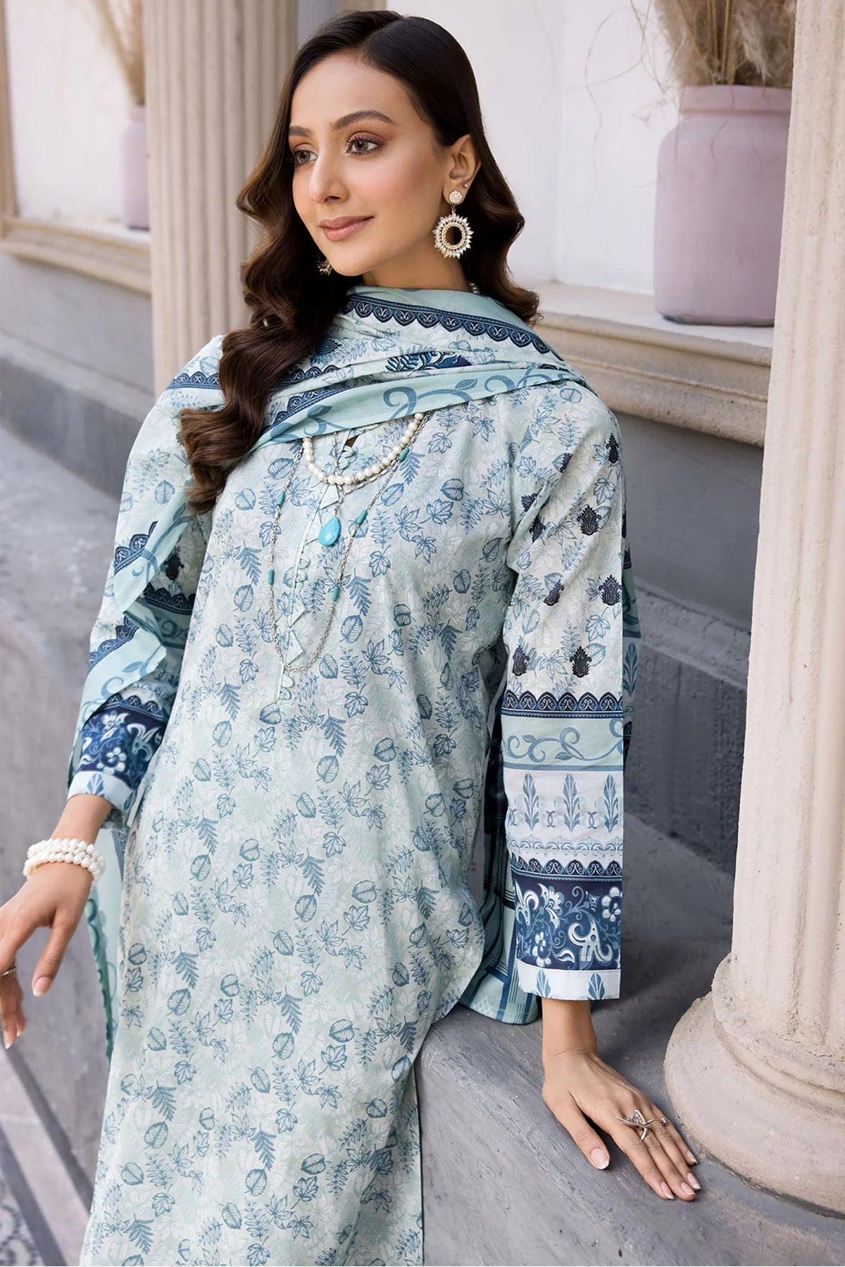 D#3730 Motifz Rang Digital Printed Lawn Collection 523 D#3730 Motifz Rang Digital Printed Lawn Collection 523