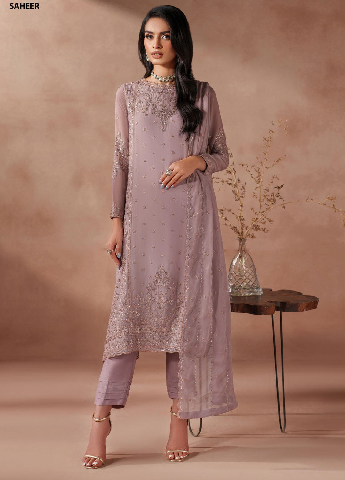 Mahrosh by Zarif Embroidered Chiffon Suits Unstitched 3 Piece - ZF25MF 04 SAHEER Mahrosh by Zarif Embroidered Chiffon Suits Unstitched 3 Piece - ZF25MF 04 SAHEER