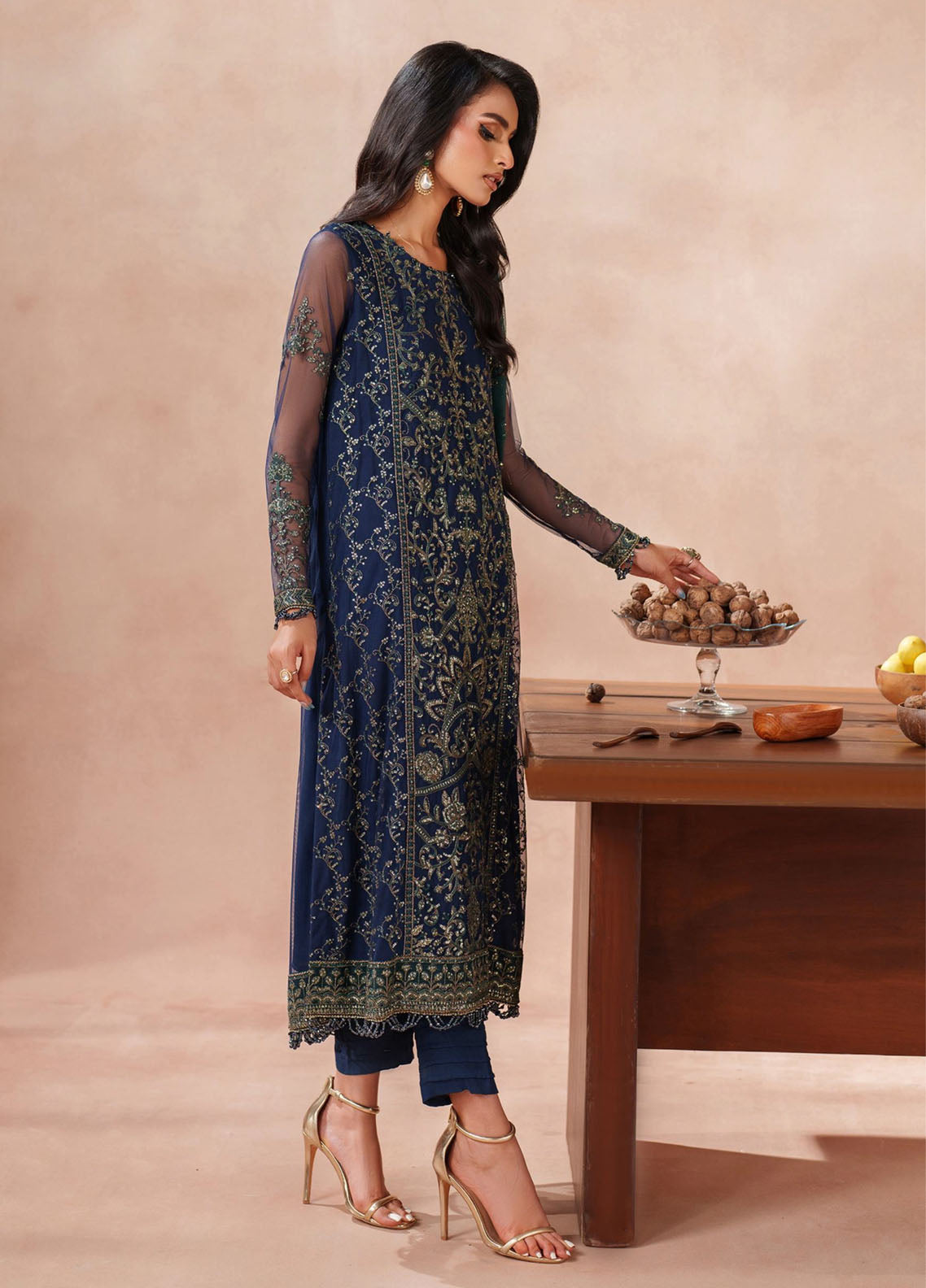 Mahrosh by Zarif Embroidered Net Suits Unstitched 3 Piece - ZF25MF 03 BATEEL Mahrosh by Zarif Embroidered Net Suits Unstitched 3 Piece - ZF25MF 03 BATEEL