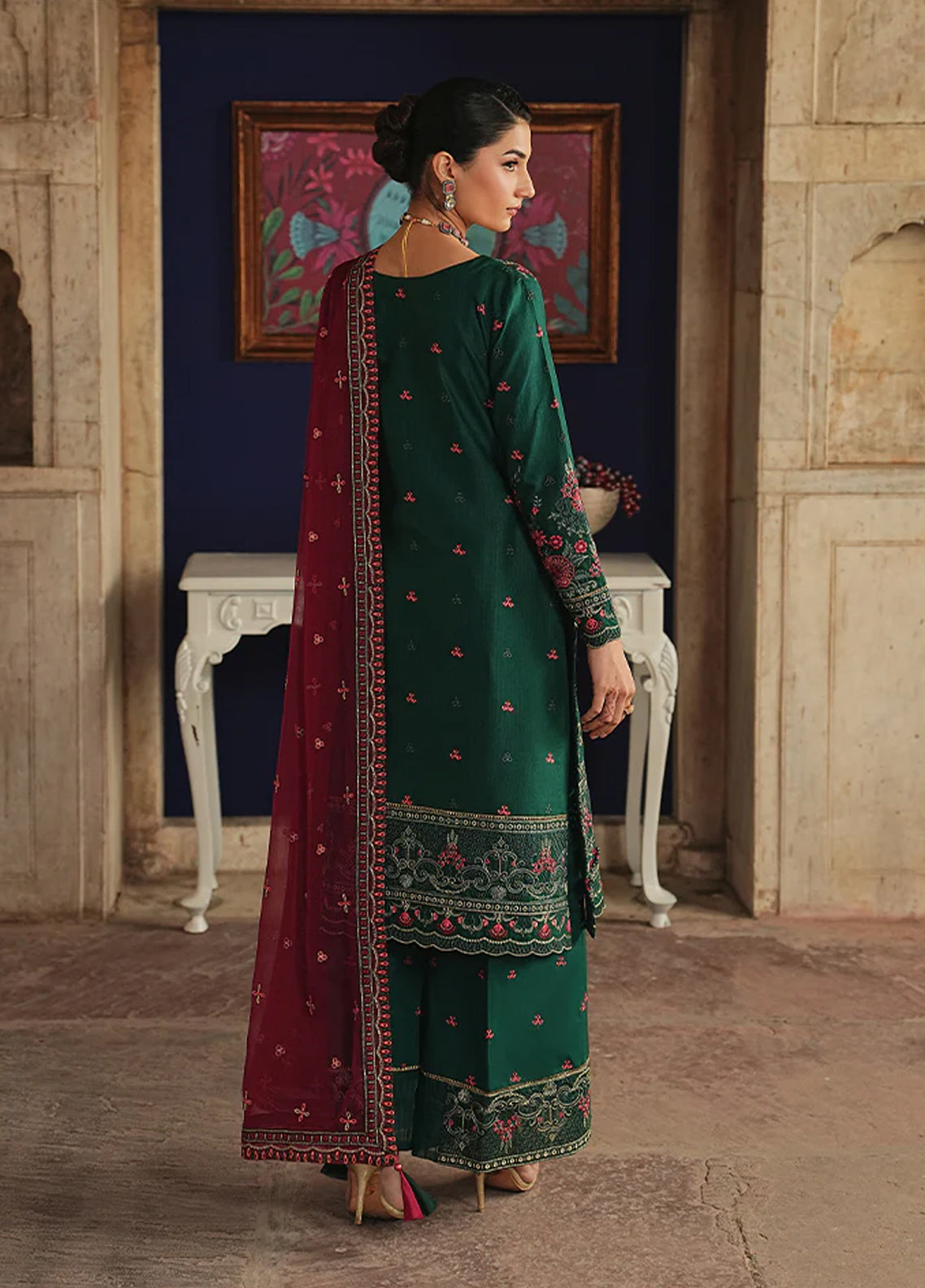 Maisone By Gulaal Luxury Embroidered Lawn 3 Piece Unstitched Suit GL26DLLV1 D-11 SELORE Maisone By Gulaal Luxury Embroidered Lawn 3 Piece Unstitched Suit GL26DLLV1 D-11 SELORE