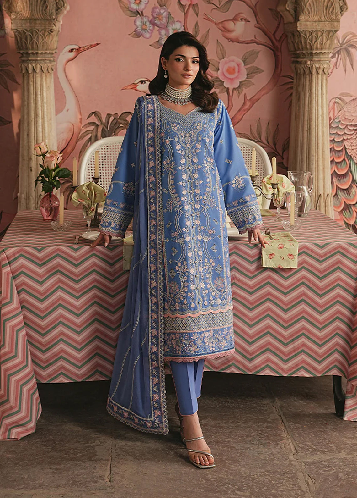 Maisone By Gulaal Luxury Embroidered Lawn 3 Piece Unstitched Suit GL26DLLV1 D-17 ISMER Maisone By Gulaal Luxury Embroidered Lawn 3 Piece Unstitched Suit GL26DLLV1 D-17 ISMER