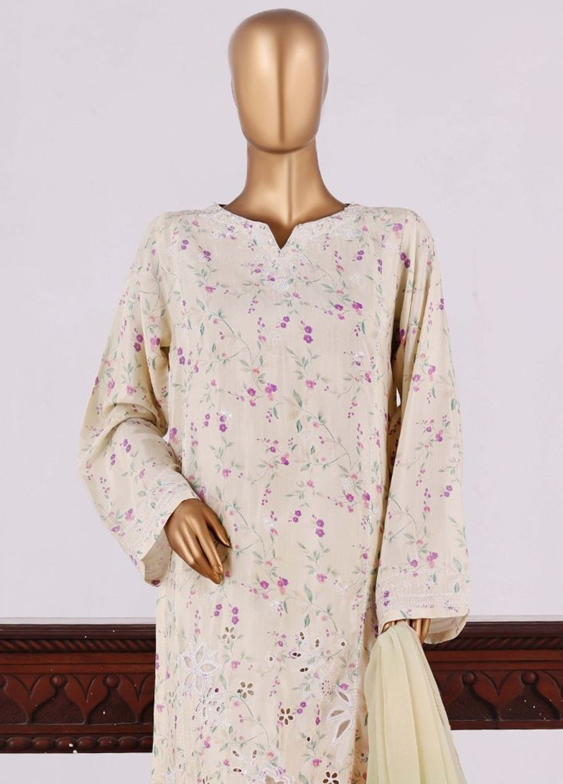 Majestic By HZ Textiles Embroidered Silk 3 Piece Stitched Suit HZ26MESSP D-RPE-2610 Majestic By HZ Textiles Embroidered Silk 3 Piece Stitched Suit HZ26MESSP D-RPE-2610