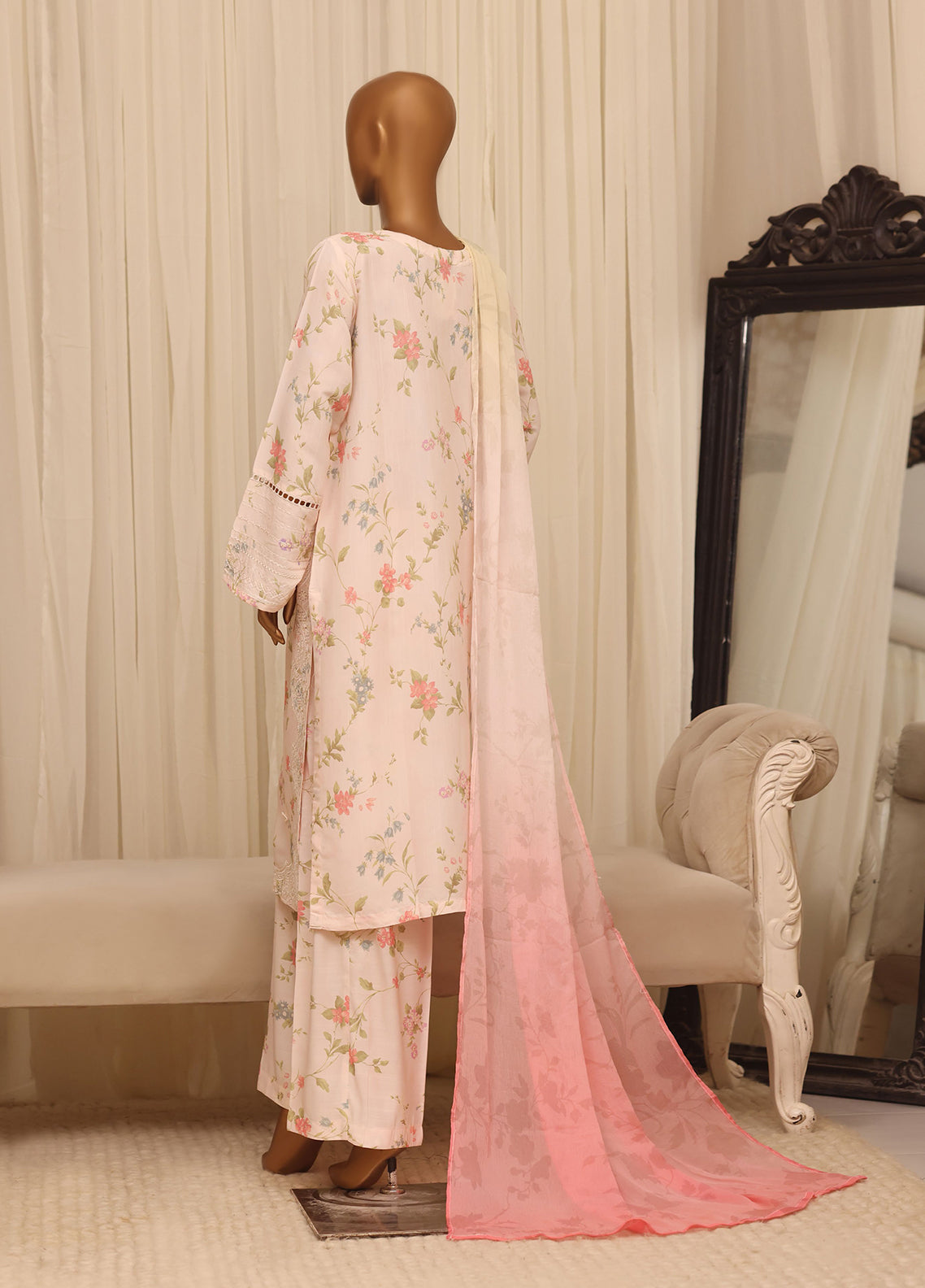Majestic Prints By HZ Textiles Embroidered Silk 3 Piece Stitched Suit HZ26MPEL D-XRPE-005 BISQUE Majestic Prints By HZ Textiles Embroidered Silk 3 Piece Stitched Suit HZ26MPEL D-XRPE-005 BISQUE