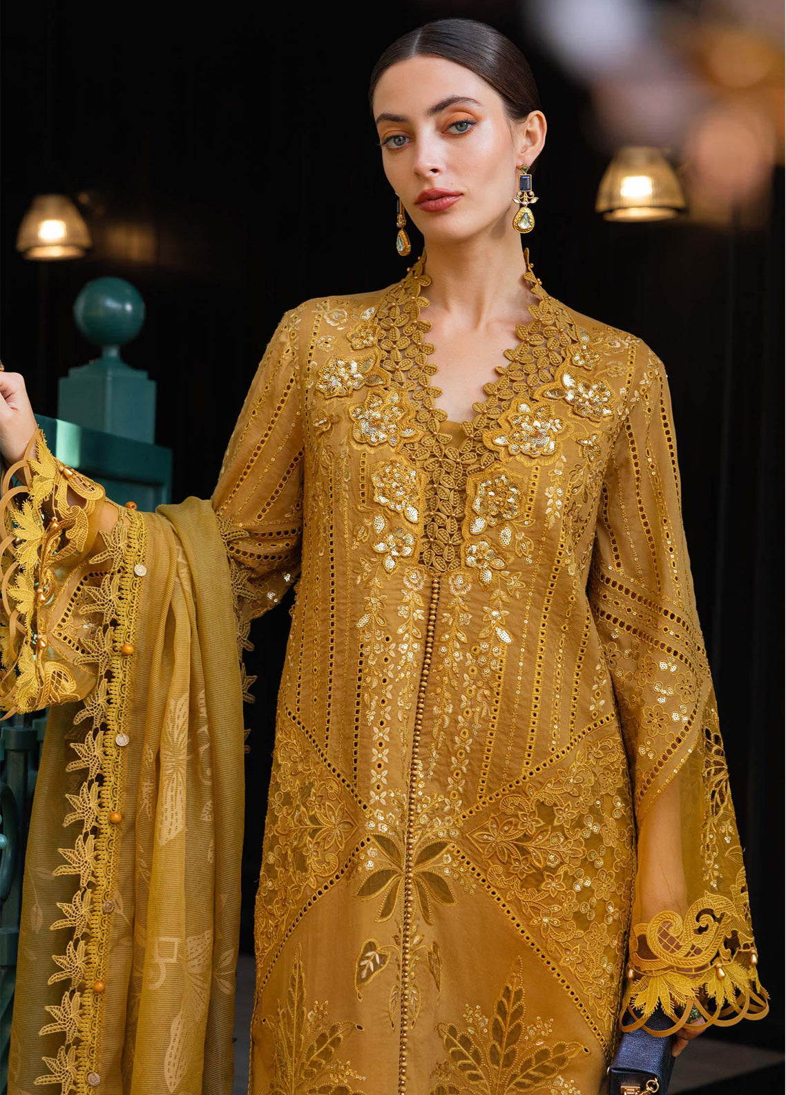 Maria B Luxury Embroidered Lawn 3 Piece Unstitched Suit MB26LLEV2 D-07 Maria B Luxury Embroidered Lawn 3 Piece Unstitched Suit MB26LLEV2 D-07