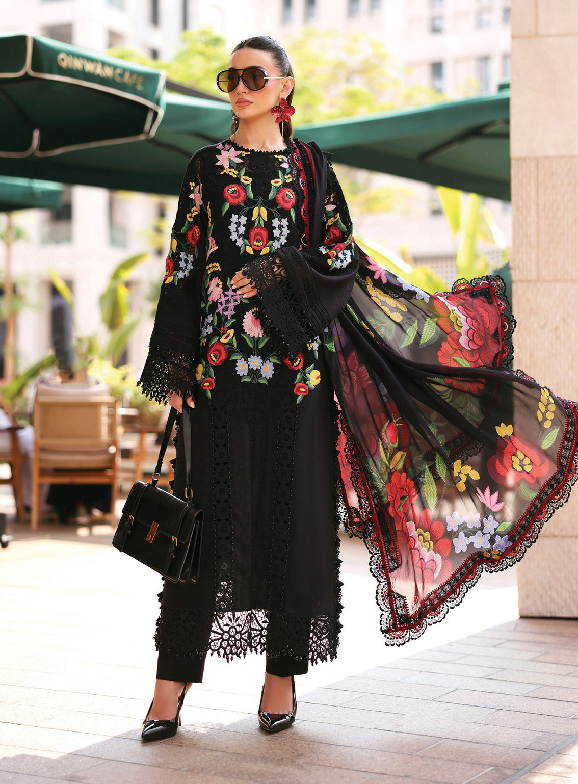 Maria B Luxury Embroidered Lawn 3 Piece Unstitched Suit MB26LLE D-10B Maria B Luxury Embroidered Lawn 3 Piece Unstitched Suit MB26LLE D-10B
