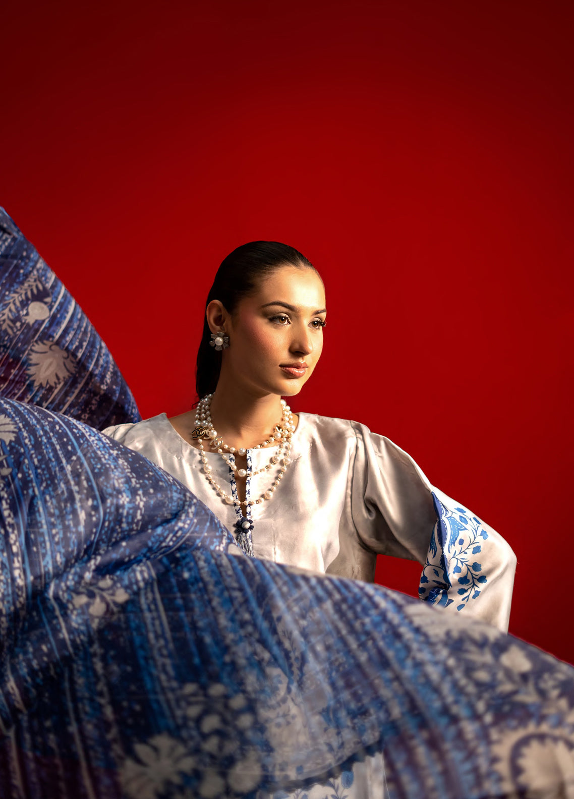 Marine By Rashid Textile Digitaly Printed Luxury Silk 3 Piece Unstitched Suit RT26MLS D-3909 Marine By Rashid Textile Digitaly Printed Luxury Silk 3 Piece Unstitched Suit RT26MLS D-3909