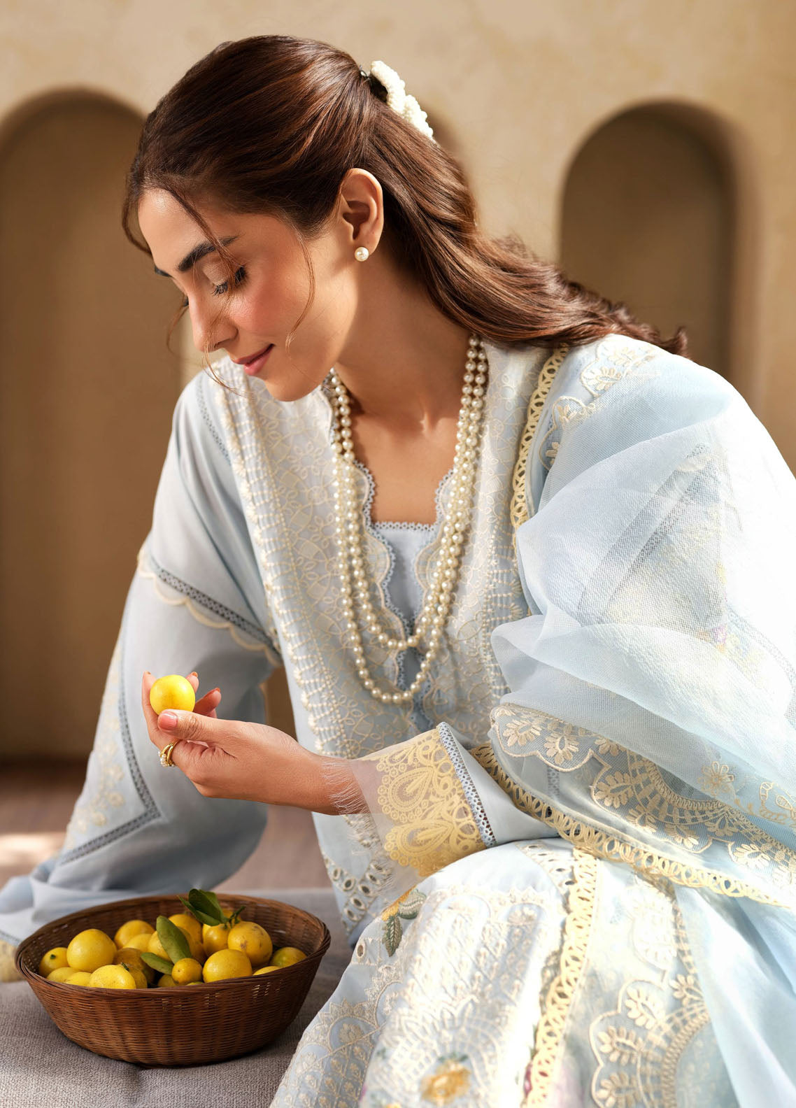 Maryum Hussain Embroidered Lawn Suits Unstitched 3 Piece - MH25LL 02 OCEAN Maryum Hussain Embroidered Lawn Suits Unstitched 3 Piece - MH25LL 02 OCEAN