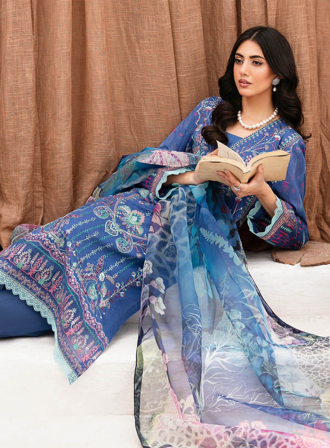 Mashaal By Ramsha Embroidered Lawn Suits Unstitched 3 Piece - RM24ML 1112 Mashaal By Ramsha Embroidered Lawn Suits Unstitched 3 Piece - RM24ML 1112