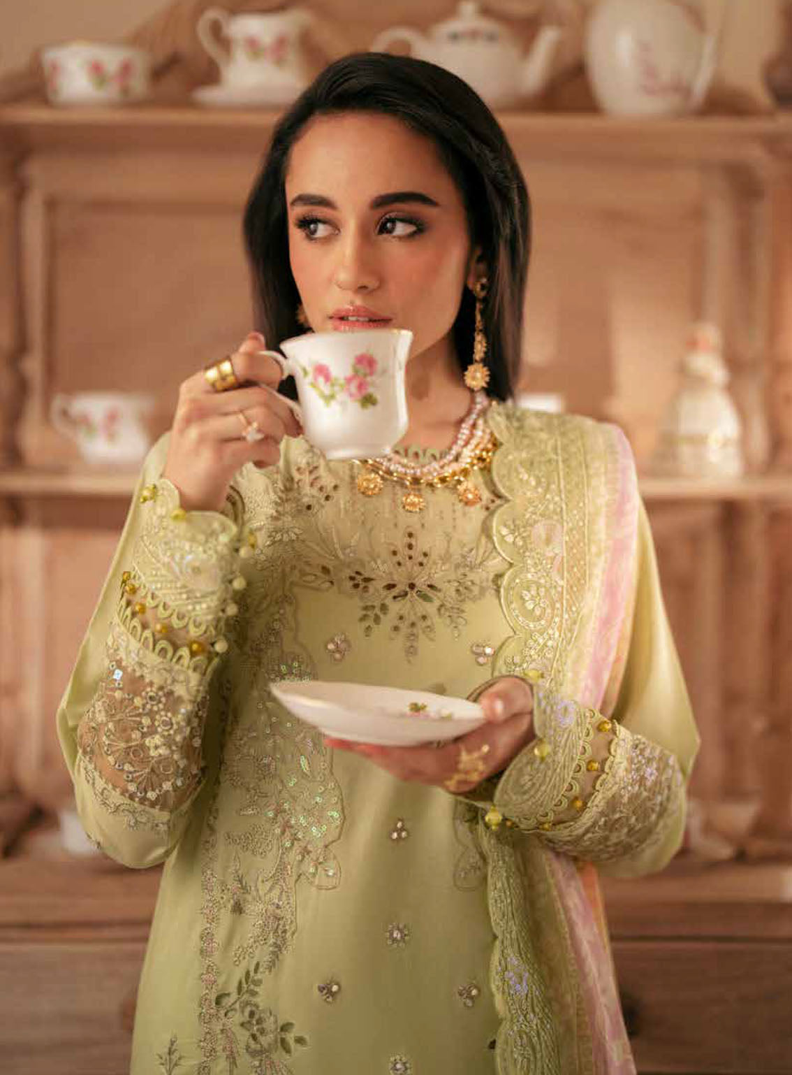 Maya By Nureh Embroidered Lawn Suits Unstitched 3 Piece - NU24MYL NS-143 Maya By Nureh Embroidered Lawn Suits Unstitched 3 Piece - NU24MYL NS-143