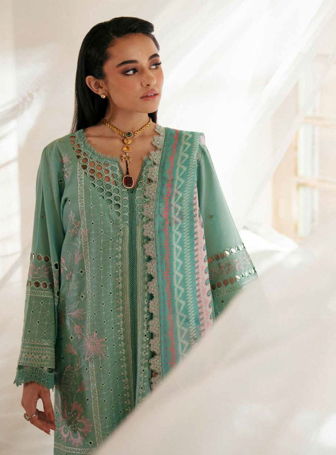 Maya By Nureh Embroidered Lawn Suits Unstitched 3 Piece - NU24MYL NS-144 Maya By Nureh Embroidered Lawn Suits Unstitched 3 Piece - NU24MYL NS-144
