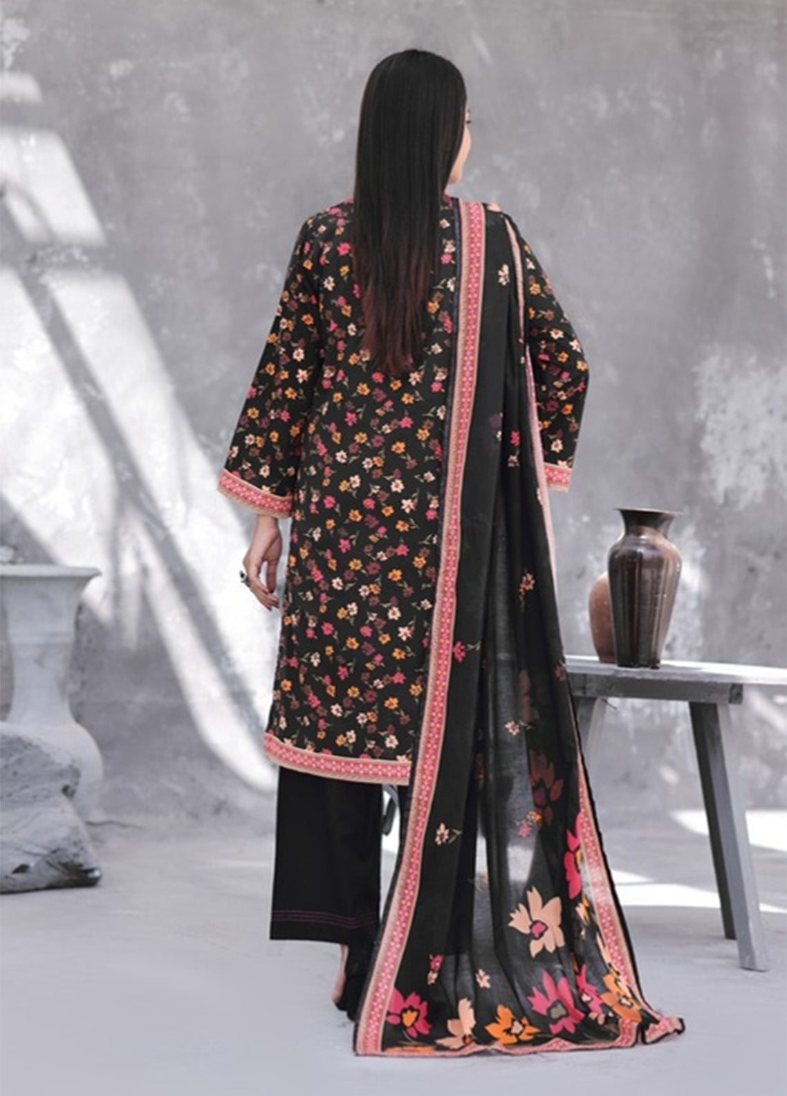 Maya By Aizal Printed Cambric 3 Piece Stitched Suit AL26MCV1 D-01 Maya By Aizal Printed Cambric 3 Piece Stitched Suit AL26MCV1 D-01