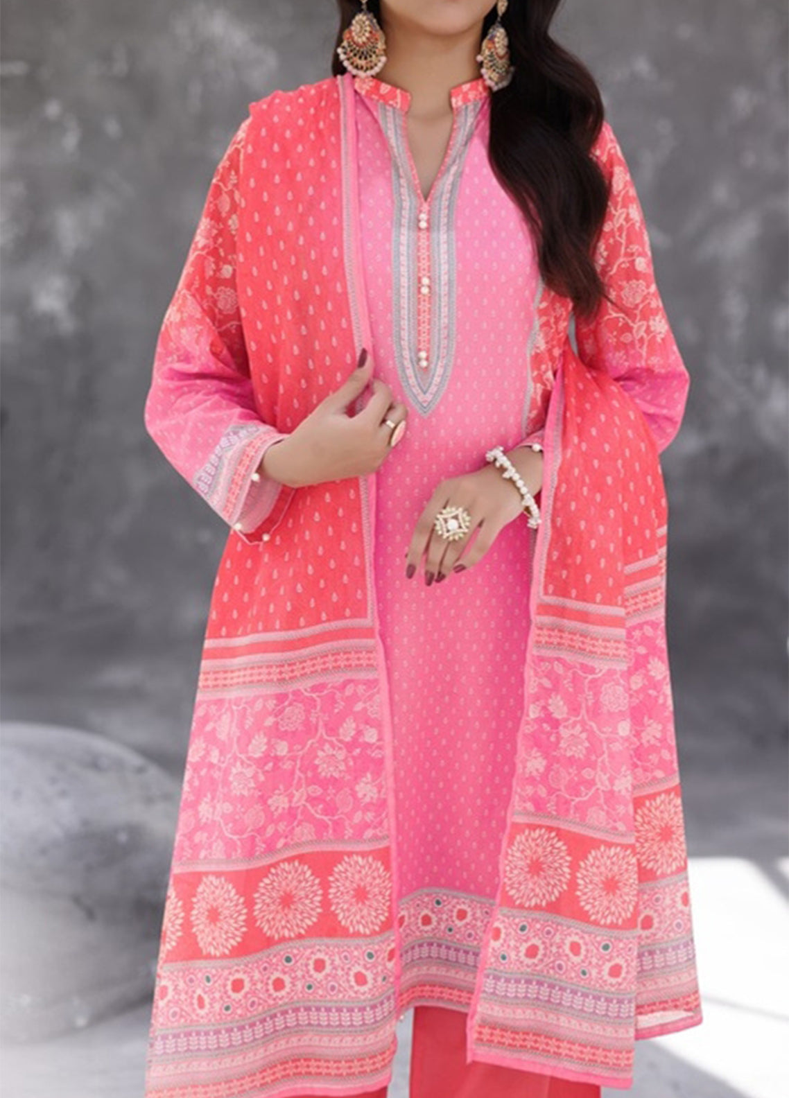 Maya By Aizal Printed Cambric 3 Piece Stitched Suit AL26MCV1 D-02 Maya By Aizal Printed Cambric 3 Piece Stitched Suit AL26MCV1 D-02