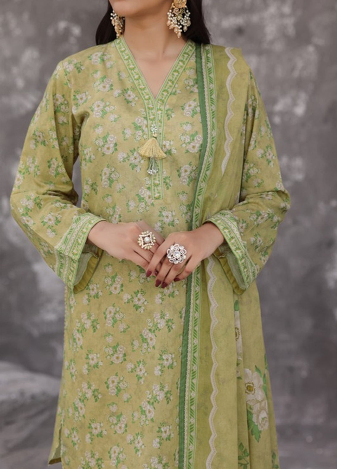 Maya By Aizal Printed Cambric 3 Piece Stitched Suit AL26MCV1 D-03 Maya By Aizal Printed Cambric 3 Piece Stitched Suit AL26MCV1 D-03