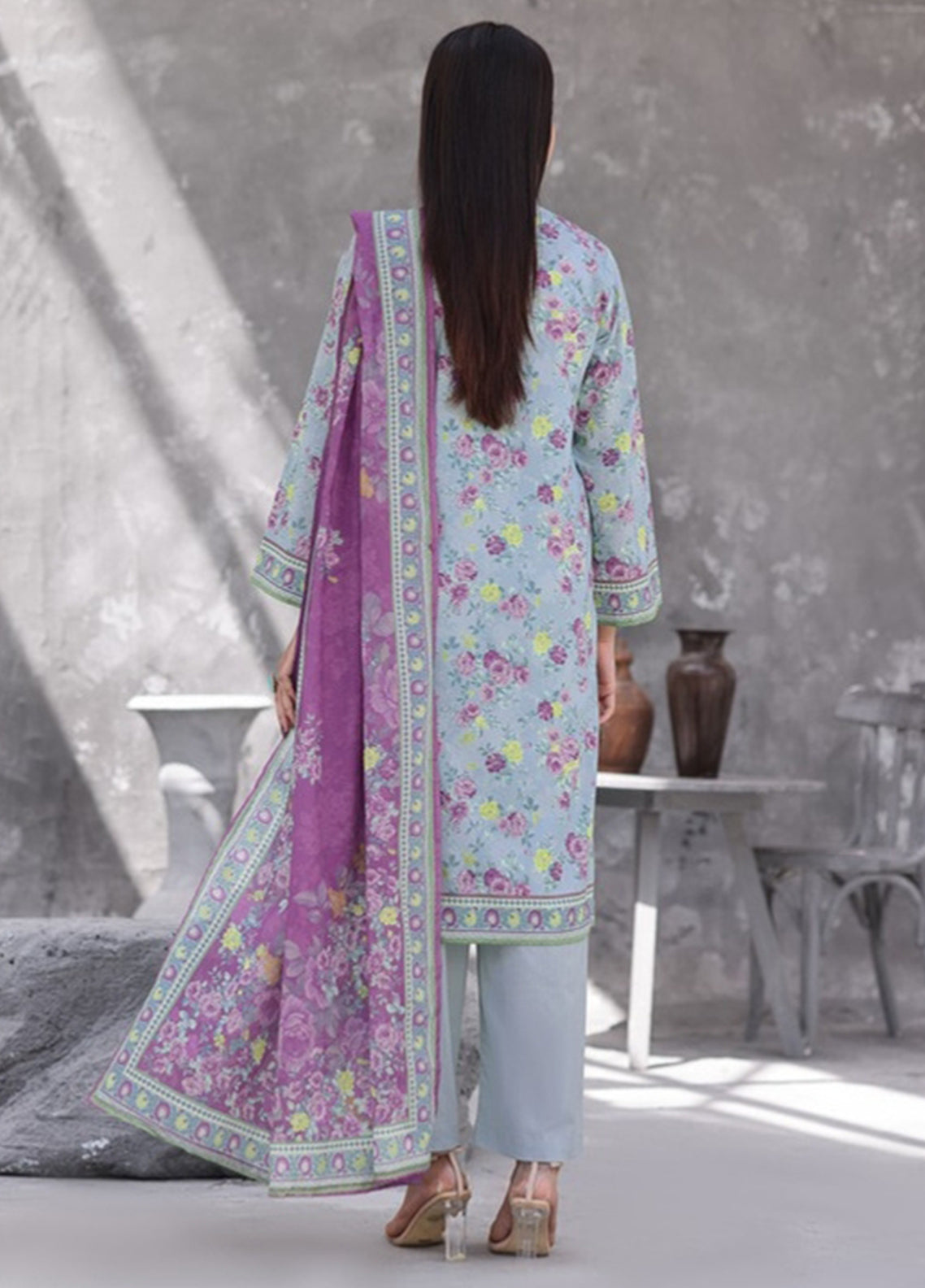 Maya By Aizal Printed Cambric 3 Piece Stitched Suit AL26MCV1 D-06 Maya By Aizal Printed Cambric 3 Piece Stitched Suit AL26MCV1 D-06