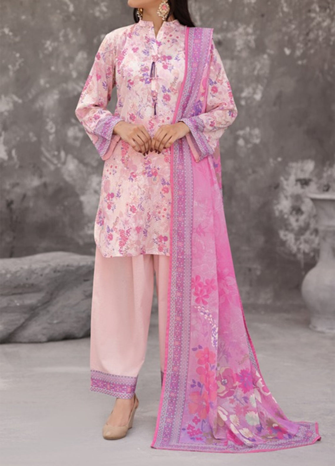 Maya By Aizal Printed Cambric 3 Piece Stitched Suit AL26MCV1 D-10 Maya By Aizal Printed Cambric 3 Piece Stitched Suit AL26MCV1 D-10