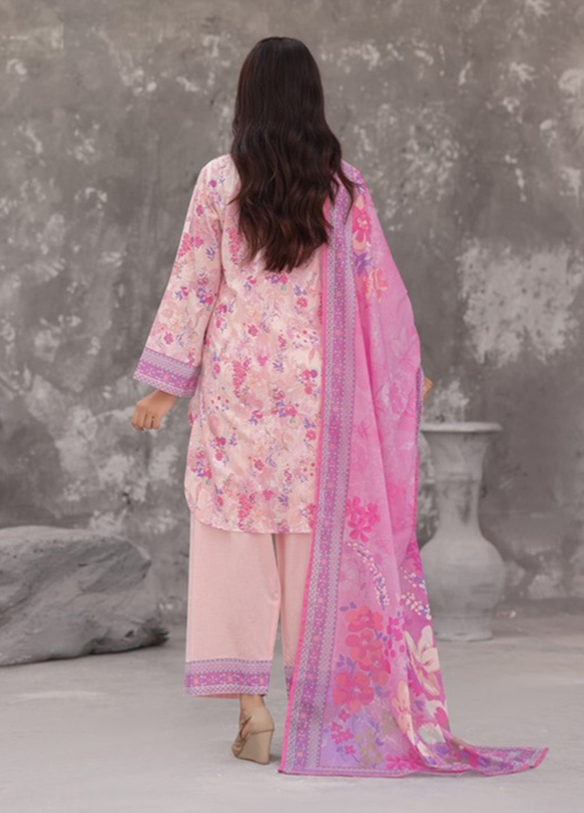 Maya By Aizal Printed Cambric 3 Piece Stitched Suit AL26MCV1 D-10 Maya By Aizal Printed Cambric 3 Piece Stitched Suit AL26MCV1 D-10
