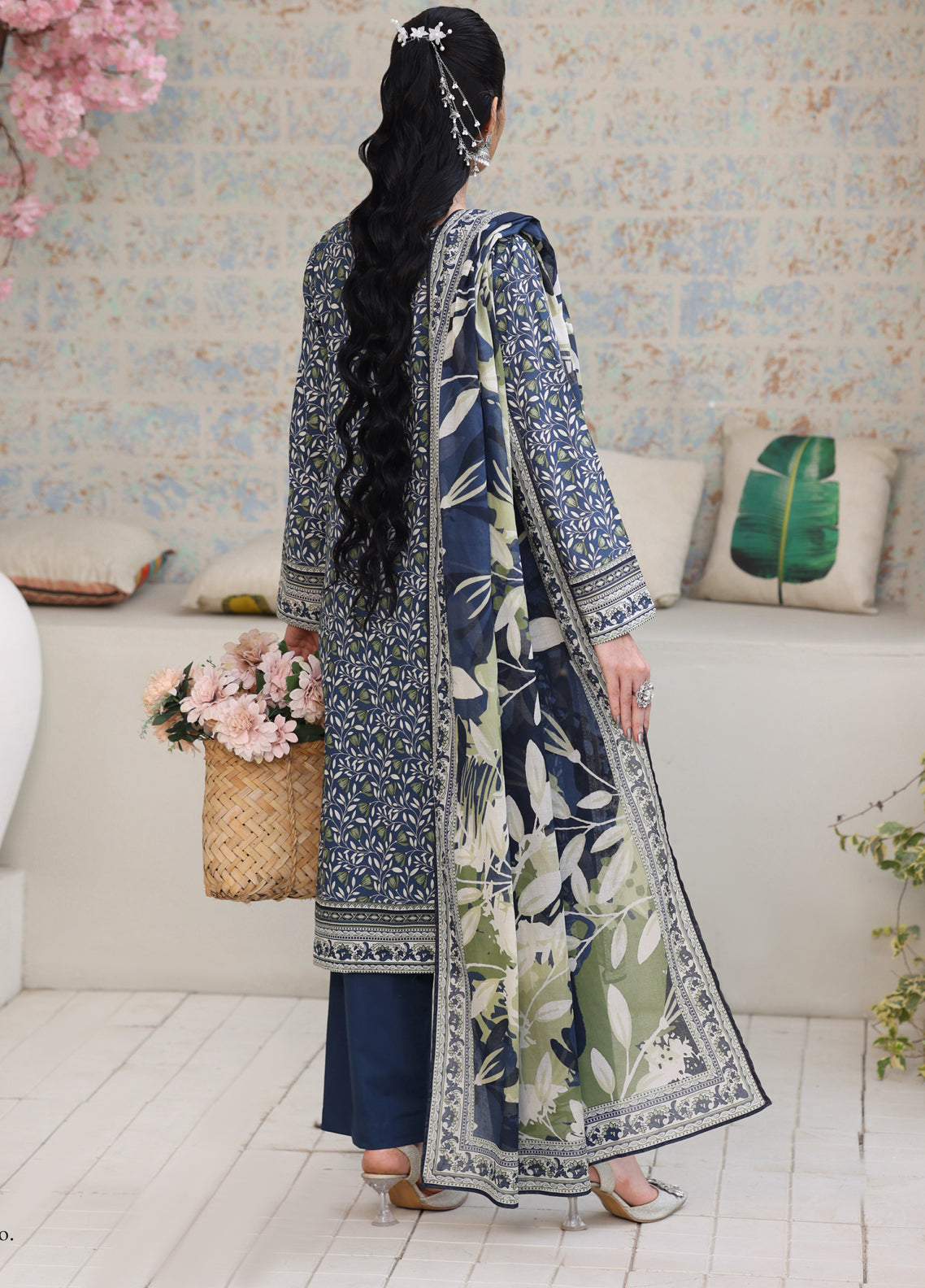 Maya By Aizal Printed Lawn 3 Piece Stitched Suit AL26MPV4 D-841 Maya By Aizal Printed Lawn 3 Piece Stitched Suit AL26MPV4 D-841